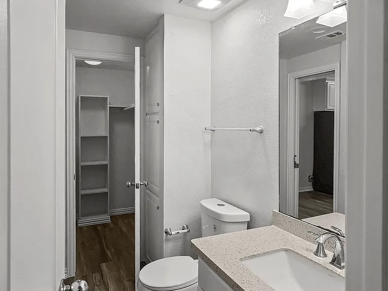 1501 Cedar Elm Dr #101 — Photo 13
