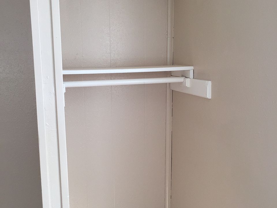 2nd image of 514 Little Ave