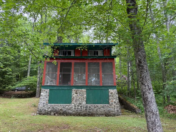 53 43rd Fire Road, China, ME 04358
