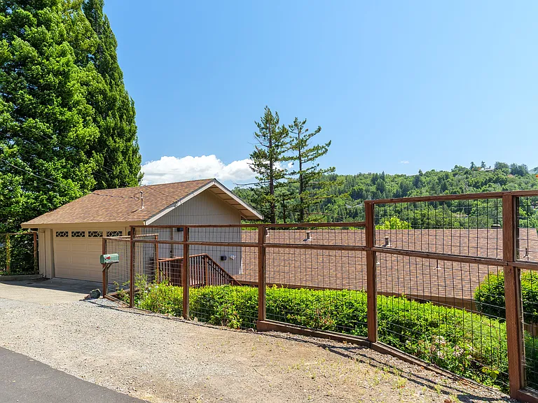 334 Santa Margarita Dr — Photo 41