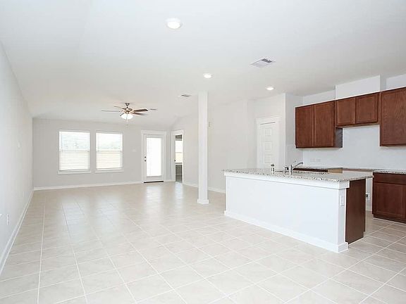 Aviator - Casual Dining