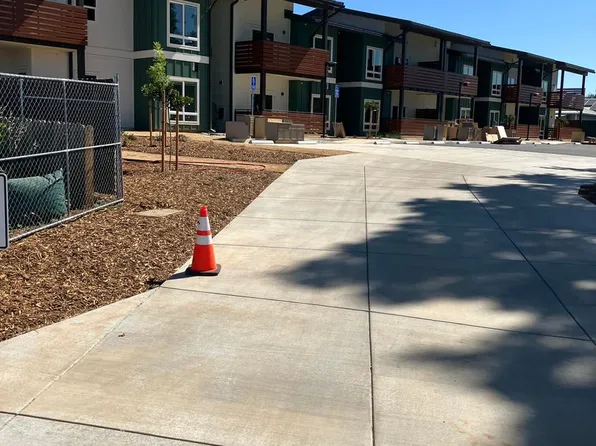 Mayer Commons