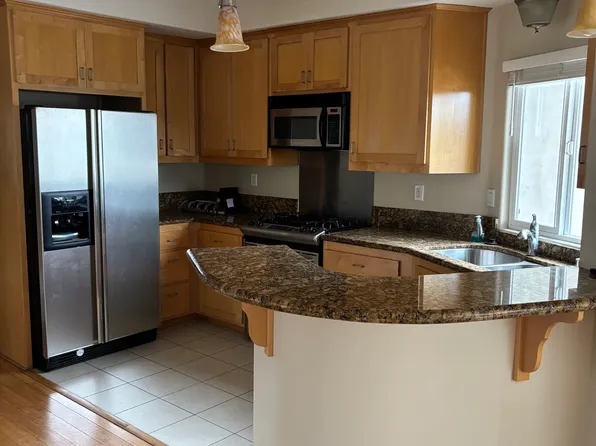 5932 Riley St, San Diego, CA 92110