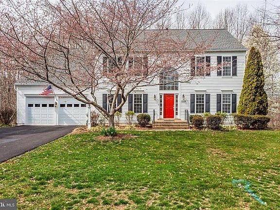 3rd image of 13202 Amblewood Dr