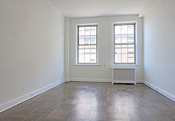 4th image of 698 W End Ave #15C