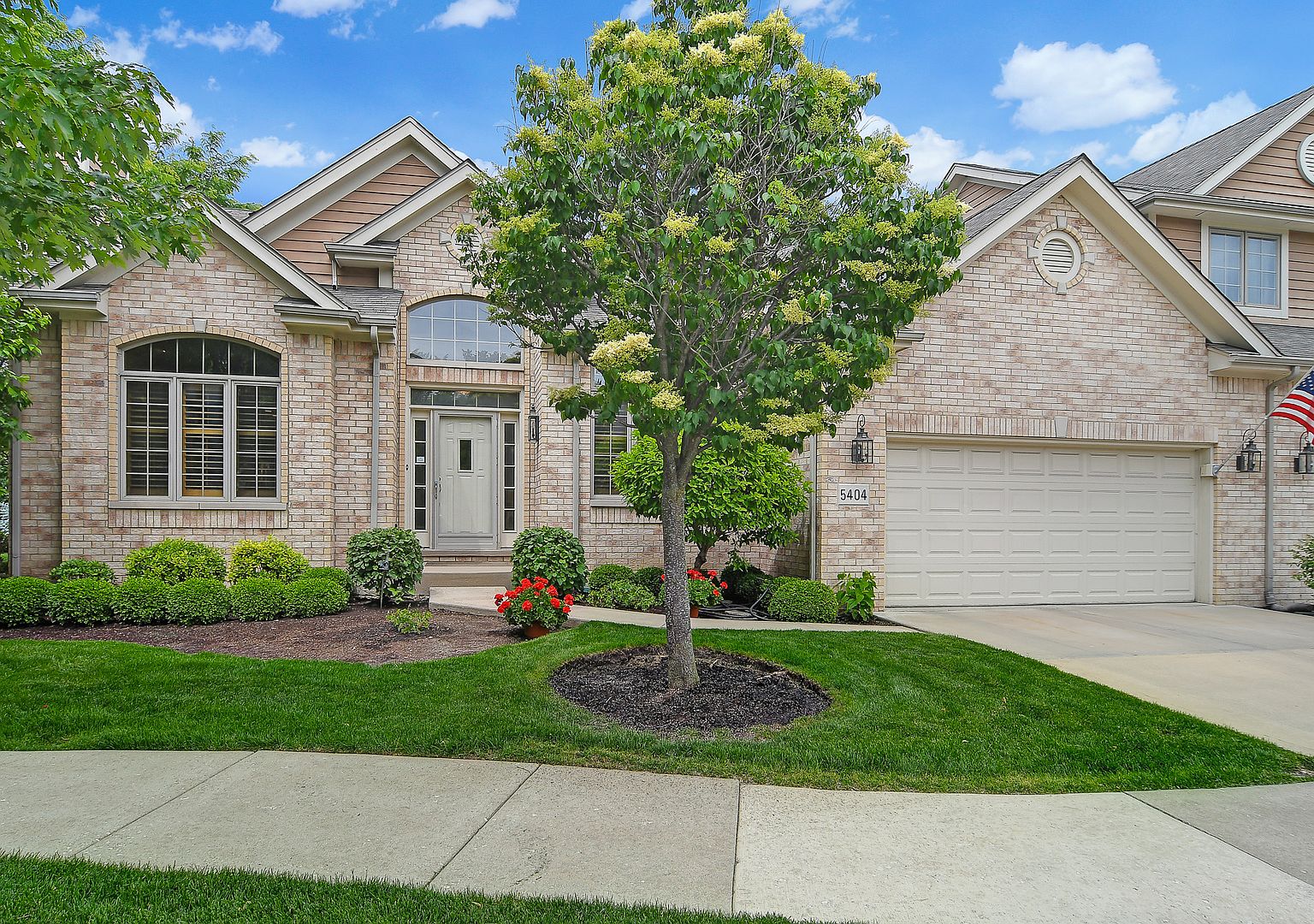 5404 Commonwealth Ave, Western Springs, IL 60558 Zillow