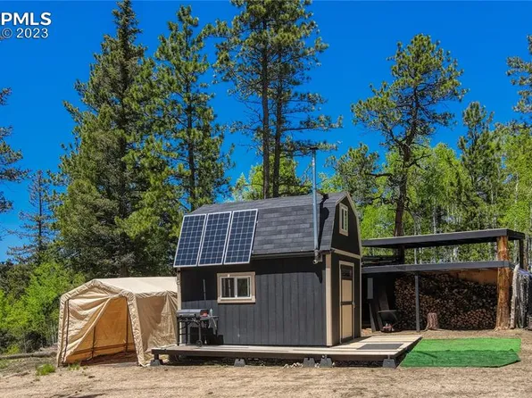 2927 Pathfinder Rd, Florissant, CO 80816