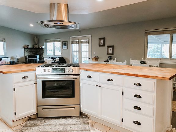 Brand New Gas Oven/Range