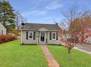 145 Sisson St, East Hartford, CT 06118