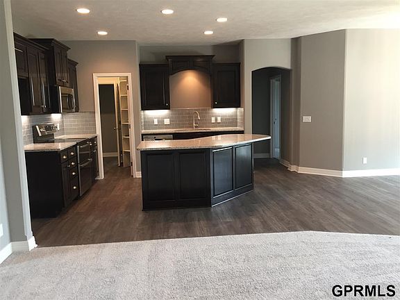 2nd image of 4921 Waterford Ave