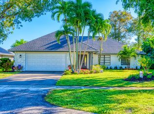 2172 Kings Lake Blvd, Naples, FL 34112
