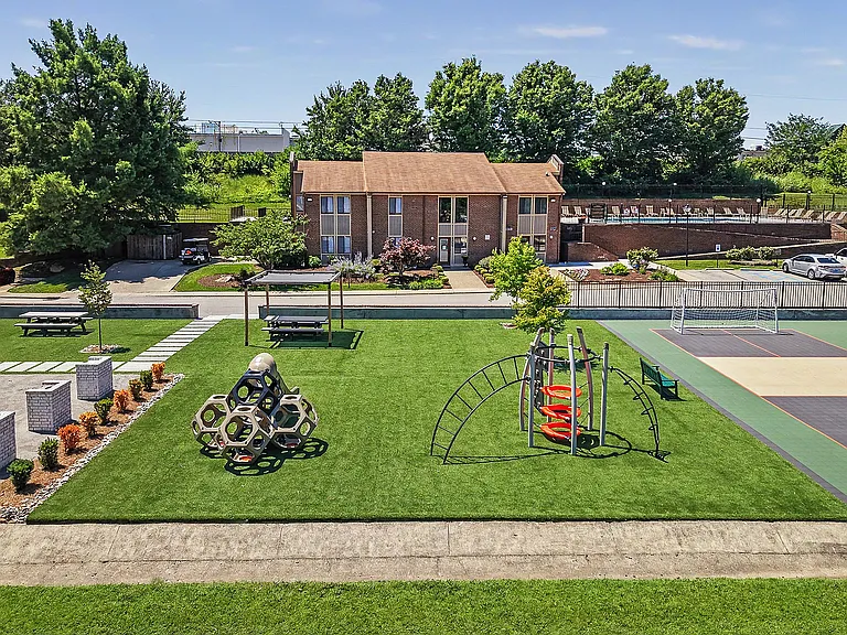 Social Yard