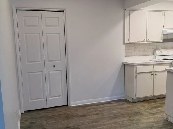 5550 W 127th St APT 11