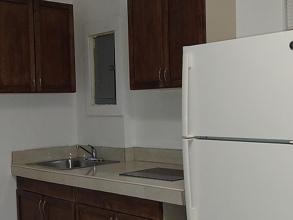 2nd image of 2818 S Harbor City Blvd #2818