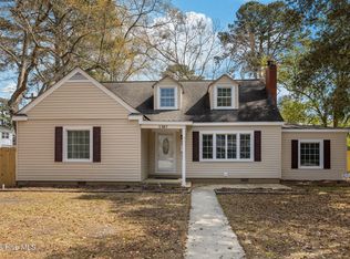 1307 N Respess Street, Washington, NC 27889