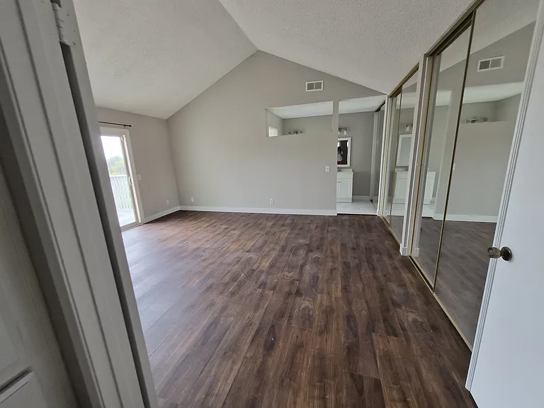 2944 Dee Ln — Photo 10