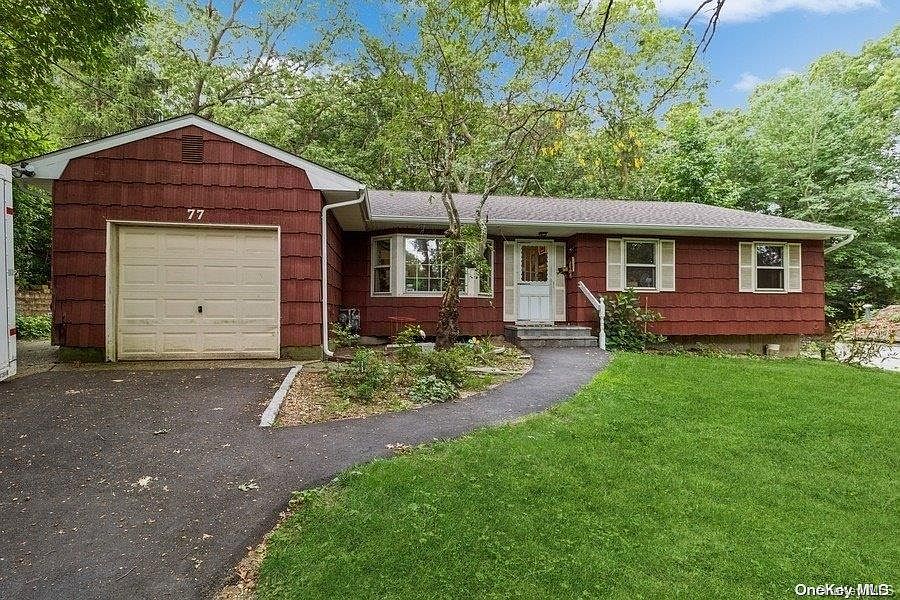 1st image of 77 Sheppard Lane