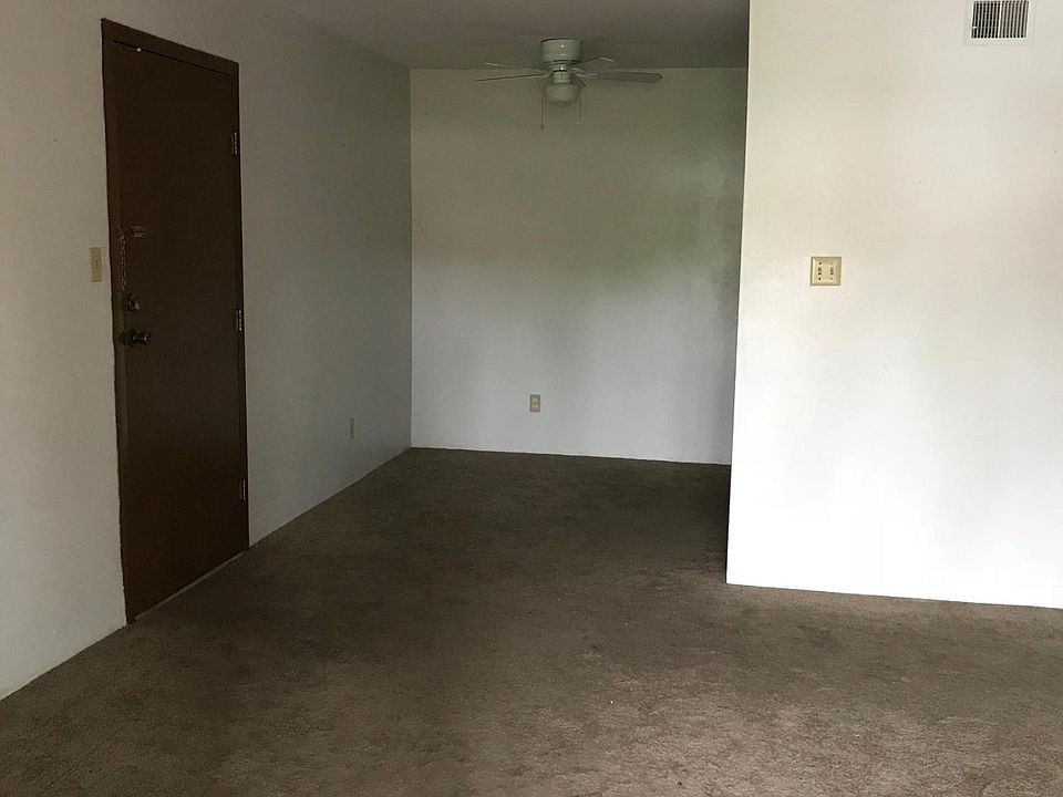 1st image of 6332 N Barcelona Ln