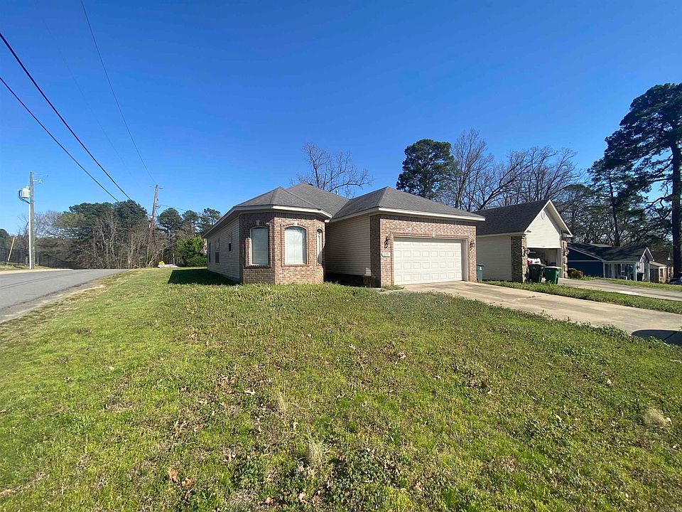 1st image of 2601 Longcoy St