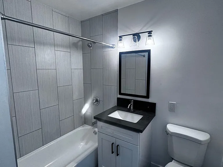 128 E Wakefield Ave. — Photo 23