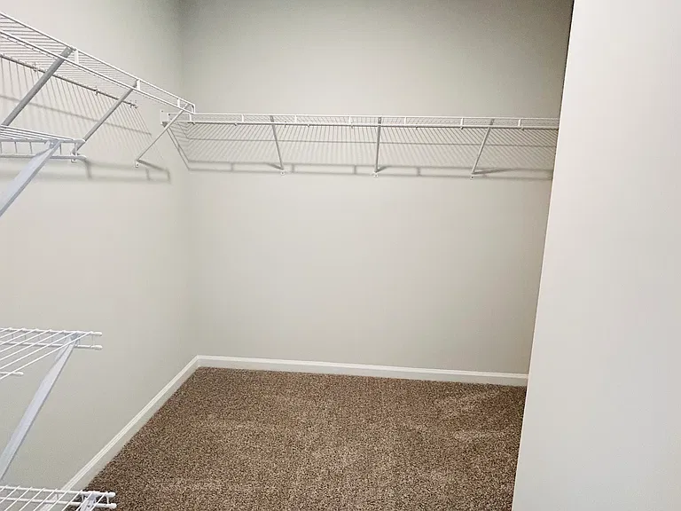 624 Ben Ledi Ct — Photo 12