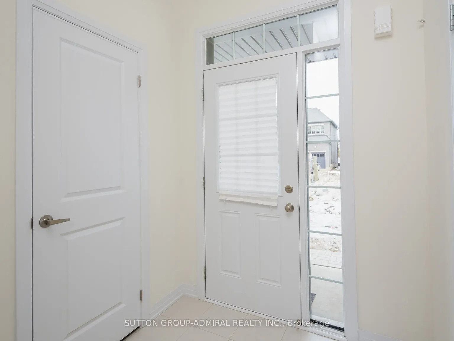 3 bed, $2,550 — Photo 3