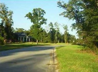 134 Old Dr, Crestview, FL 32536
