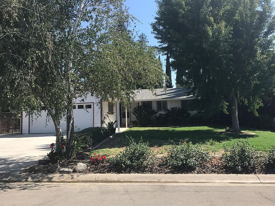 1st image of 2942 Lynnwood Dr