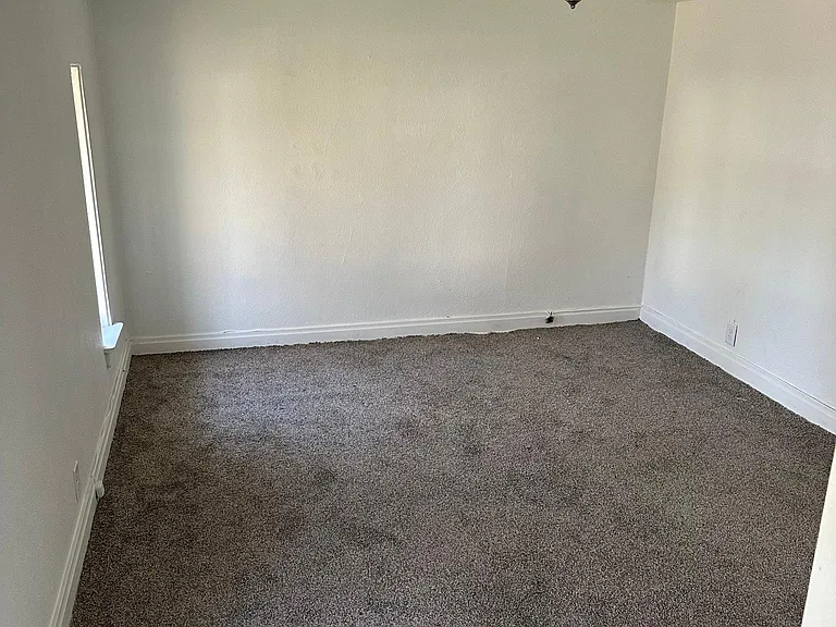 224 Maple St #1 — Photo 1