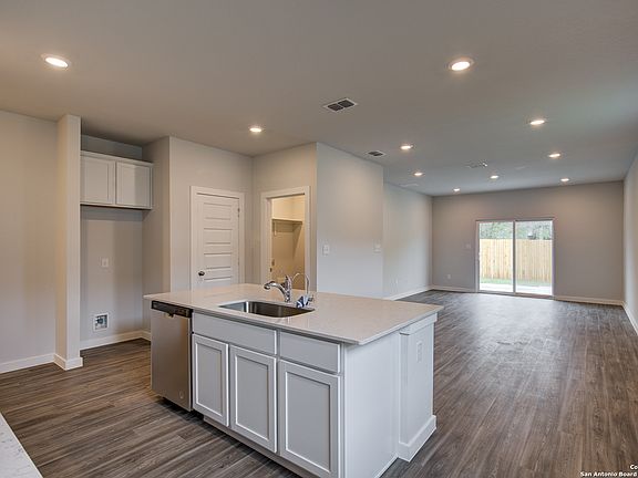 2nd image of 2116 Darst Dr