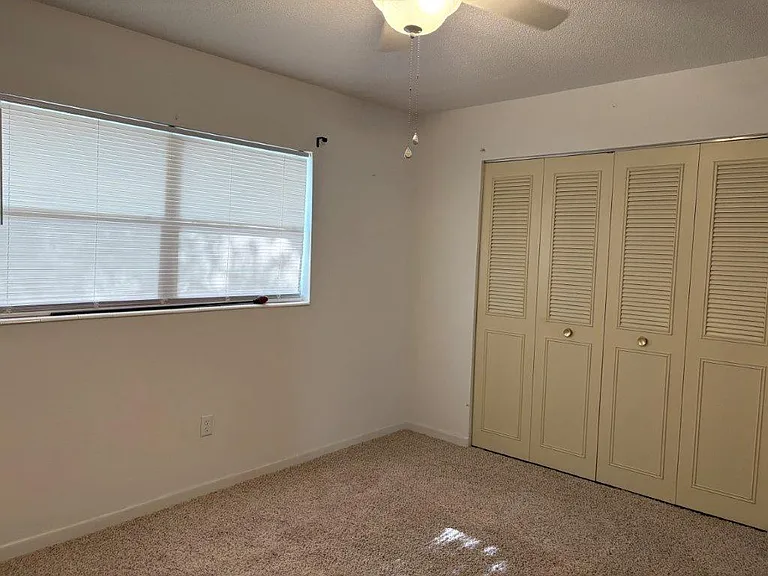 720 B E Minnesota Ave #B — Photo 8