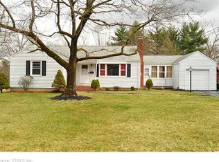 1356 Crest Dr, Windsor, CT 06095