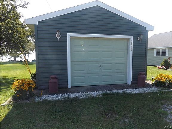 4th image of 2474 Ponds Shore Dr
