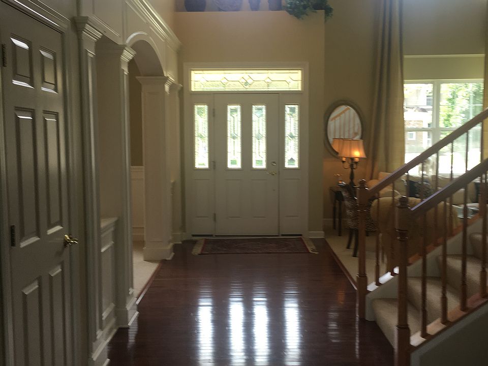 1st image of 2400 Stonybrook St