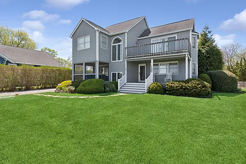145 Sterling St Photo 1