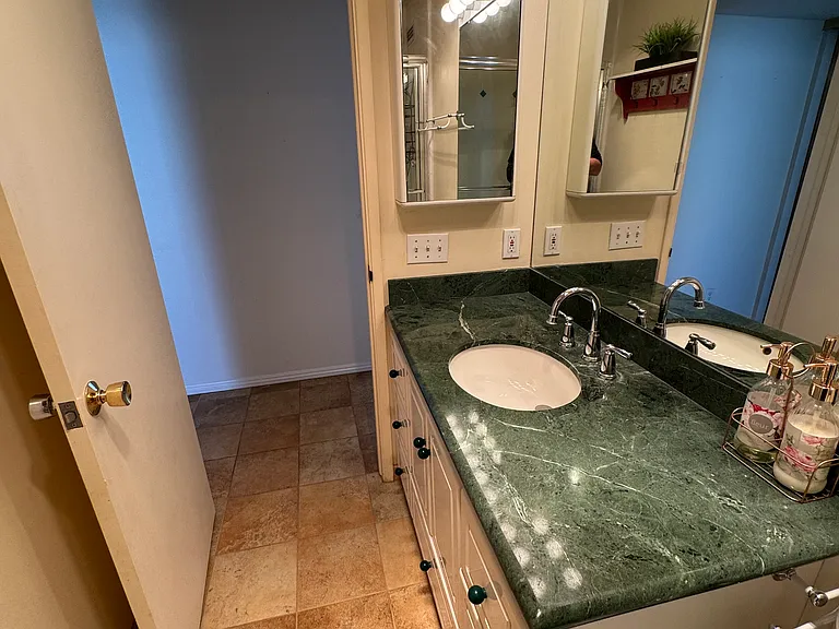 2915 Lawrence St #8 — Photo 21