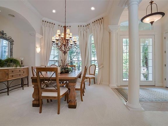 3rd image of 7659 Heathfield Ct