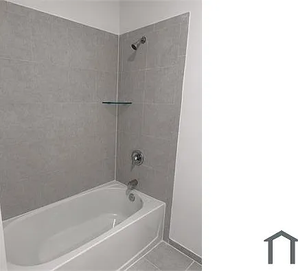 2671 SE 10th St — Photo 9