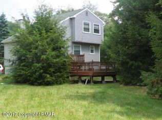 5186 Classic Dr, Tobyhanna, PA