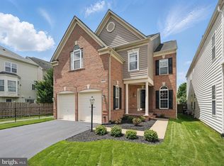 8313 Middle Ruddings Dr, Lorton, VA 22079