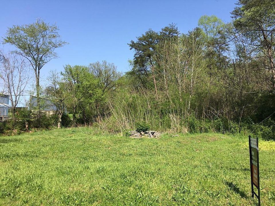 2nd image of Hiway Dr