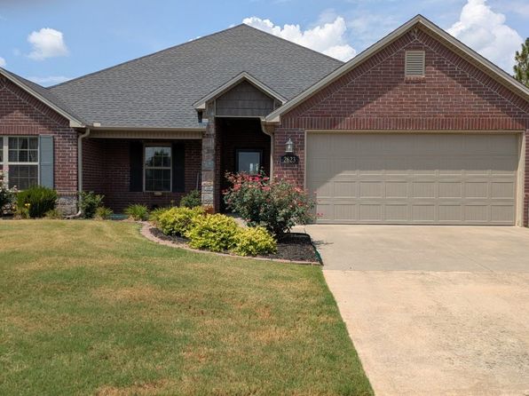 2623 Whispering Woods Ct