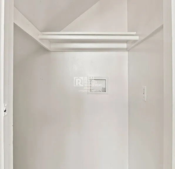 3009 Canyon Crest Dr #A — Photo 37