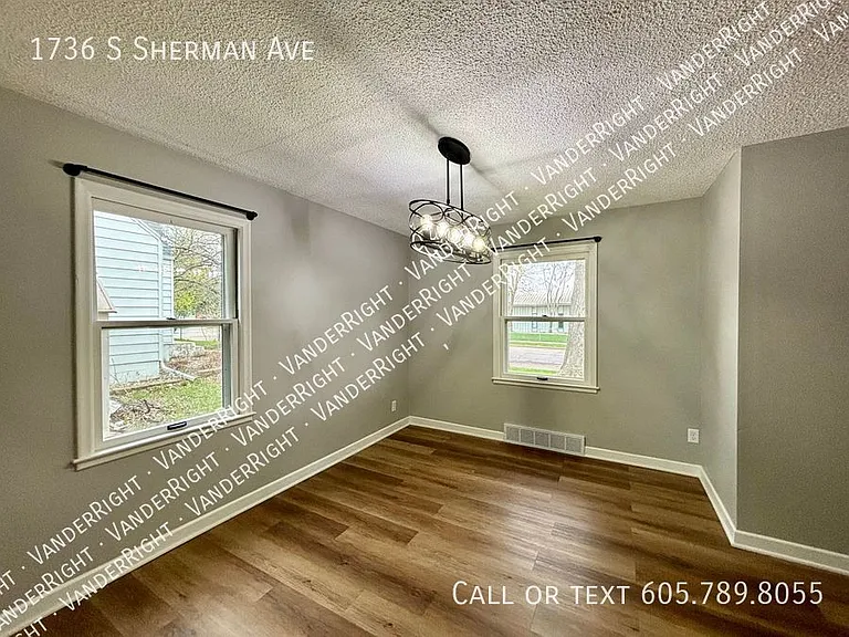 1736 S Sherman Ave — Photo 6