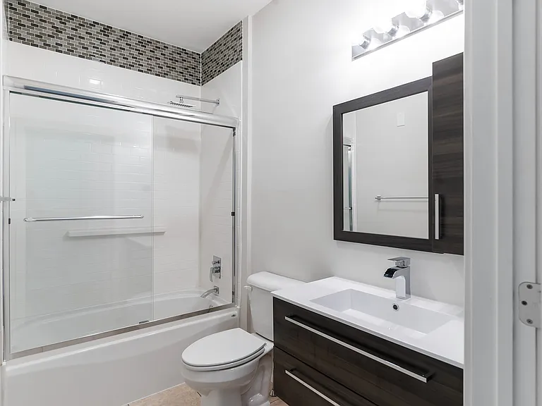 1204 E Washington Ave #3A — Photo 10