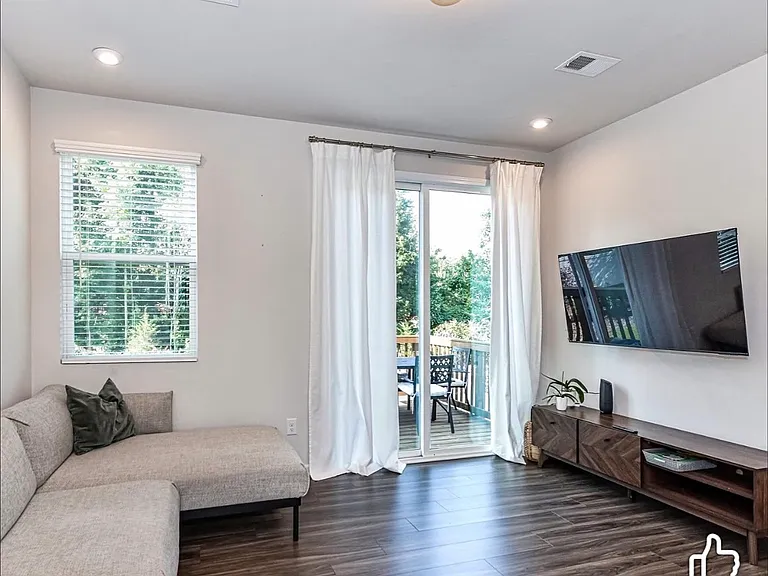 2313 Lazette Dr — Photo 6