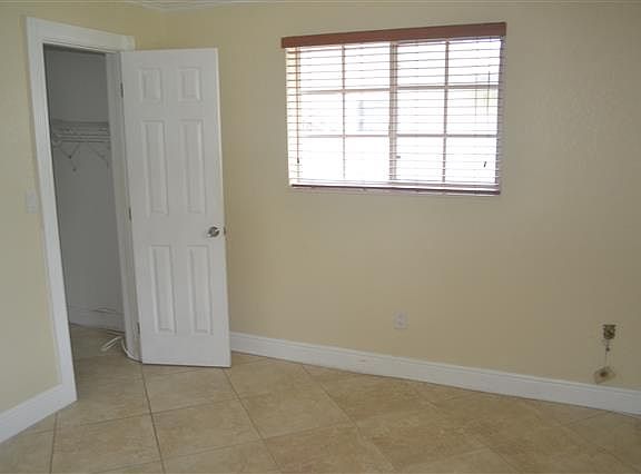 3rd image of 14801 Dade Pine Ave