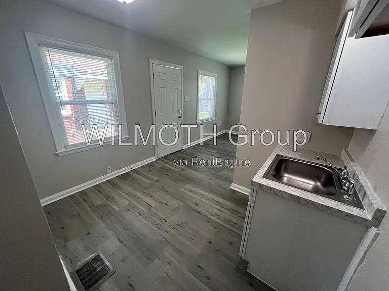614 N Moreland Ave — Photo 6