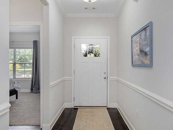2nd image of 215 Scalybark Rd