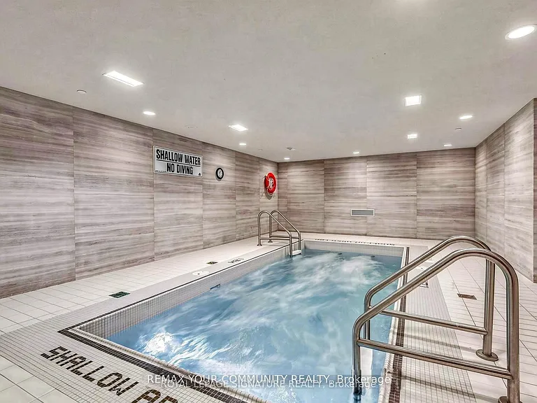 39 Queens Quay E #830 — Photo 37